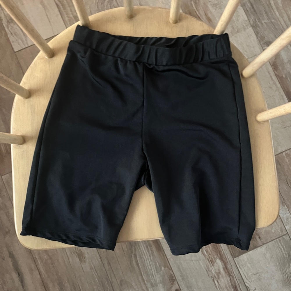 Kendall/Kylie biker shorts